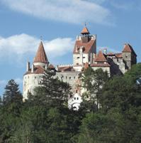 Náš oddíl VHT se specializuje mimo běžné turistiky též na cykloakce a akce zaměřené na vyšší hory, přechody pohoří, turistiku na zajištěných horských cestách až po náročnější túry.
