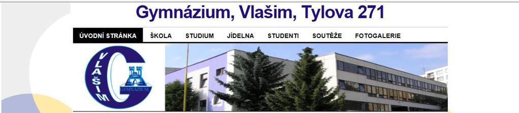 dataprojektorem, 4 učebny jsou s PC a interaktivní tabulí, ve zbývajících učebnách jsou dataprojektory, na které je možné připojit notebooky učitelů.