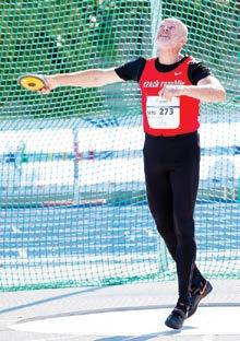 (W45 5 000 m chůze), Zdenka Janoušková (W35 oštěp), Olga Firstová (W35 5 000 m), Václav Hejda (M90 dálka),