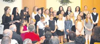 Irena Němečková ánoční koncert v Drozdově Drozdově mají vzácnou oponu od áclava Matouška.