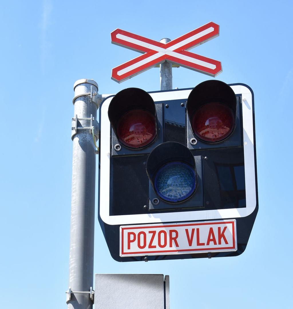 Skříň