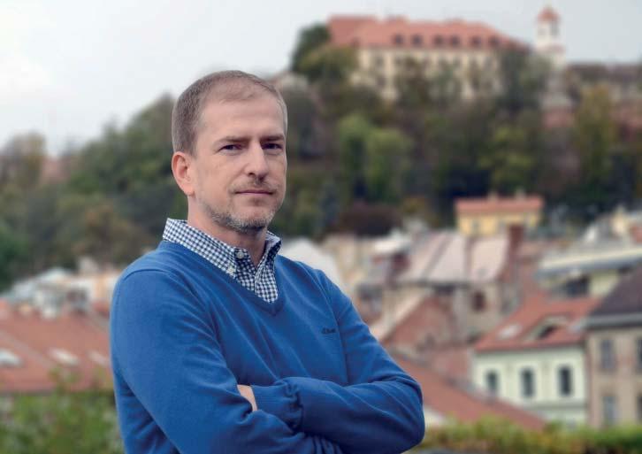 3 TIPY, JAK DO BEZPAPÍROVÉ EDI KOMUNIKACE ZAPOJÍTE I TY NEJMENŠÍ DODAVATELE Elektronickou výměnu dat (EDI) již tradičně využívají odběratelé a dodavatelé v segmentech s rychloobrátkovým zbožím (FMCG)