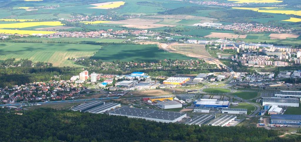 Úvod ÚVOD Dějiny obcí obohacují naše kulturní prostředí a v propojení s širším historickým kontextem představují nezastupitelnou součást české historiografie.