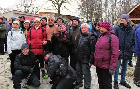 VZDĚLÁNÍ / SPOLKY / SPORT únor 2020 Důchodci v akci Během listopadu a prosince jsme absolvovali kurz zákl. znalostí používaní PC.