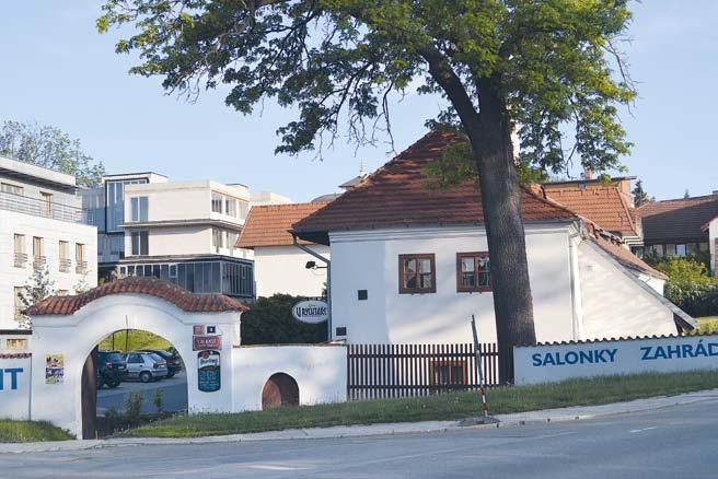 2 Výběr z vlastivědných akcí PCT Kam v říjnu na procházku? PCT, Arbesovo nám. 70/4, Praha 5, tel.: 221 714 161, 221 714 714, vlastiveda@prague.eu, www.prazskevychazky.