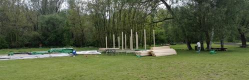 Přes léto máte také možnost udělat si dobře tím, že si dopřejete shiatsu terapii s Petrou Cempírkovou v termínech 20. 7. nebo 18. 8. Letošní léto je však především ve znamení příměstských táborů.