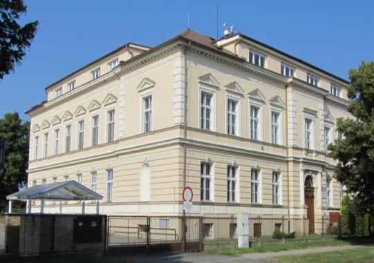 se veřejnosti otevřel velký stan, kde soutěžící prezentovali své umění.