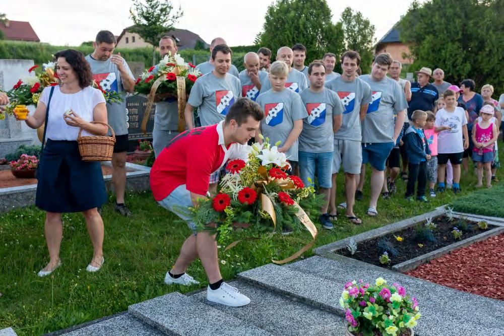 Oslava 70 let fotbalu v Puklicích. Mezi největší akce nejen naší jednoty, ale i obce Puklice, patřily Oslavy 70 let fotbalu v Puklicích.
