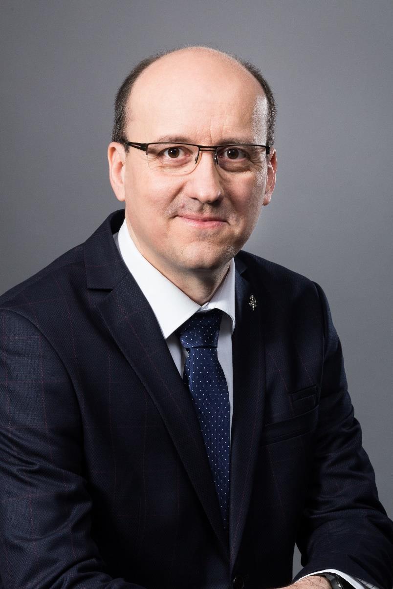 Situace v listopadu 2018 Nové vedení ČLnK Prezident Mgr. Aleš Krebs, PhD. Viceprezident PharmDr.