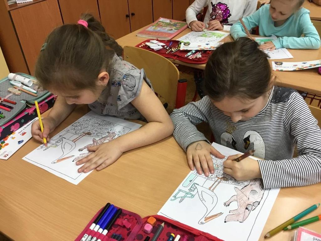 Noc s Andersenem První Noc s Andersenem vznikla před 19 lety k podpoře dětského čtení a pořádá ji Klub dětských knihoven Svazu knihovníků a informačních pracovníků ČR.