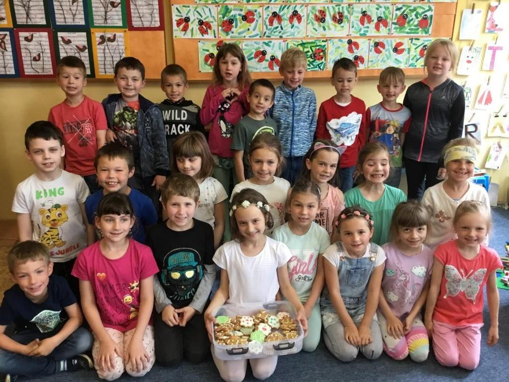 etwinning Pohádka i rozprávka, 1.A Třída 1. A se letošní rok pod vedením paní učitelky Mgr. Martiny Radoňové zapojila do etwinningového projektu nazvaného Pohádka i rozprávka.