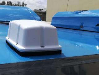11 a/c, který zajistí nahrávání ve vozovnách a zajistí WiFi pro cestující d.v2x modul, který zajistí komunikaci na křižovatky dle standardu V2X (C2X) e.