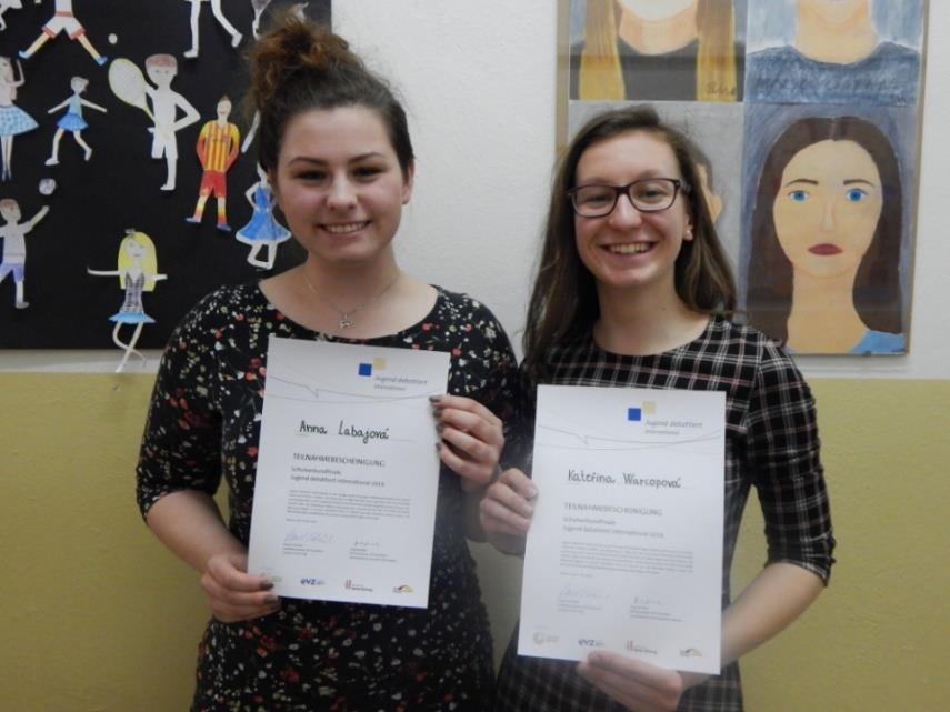 3. Jugend debattiert international V rámci výuky německého jazyka se každoročně se studenty septimy účastníme náročné debatní soutěže v německém jazyce Jugend debattiert international. Dne 27.3.2019 se uskutečnilo regionální kolo soutěže v debatě v německém jazyce "Jugend debattiert international" na Gymnáziu v Havířově-Podlesí.