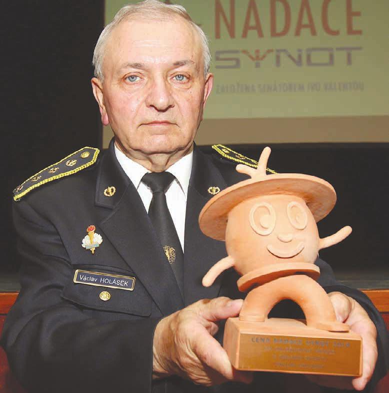 republice. V posledních letech je o práci dobrovolných hasičů slyšet častěji, lidé si uvědomují, že bez jejich pomoci by se jen těžko obešli. Nemyslím si, že je to otázka posledních let.