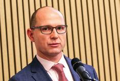 Většina pacientů léčených pomocí LGN si zaslouží speciální nebo přídavnou psychologickou podporu.