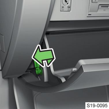 ve voze vysoké napětí. VAROVÁNÍ Nebezpečí ohrožení života nebo úrazu elektrickým proudem a nebezpečí těžkých popálenin!