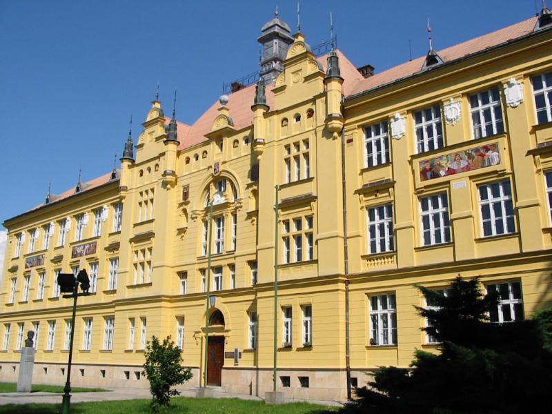VÝROČNÍ ZPRÁVA 2018 / 2019 Gymnázium