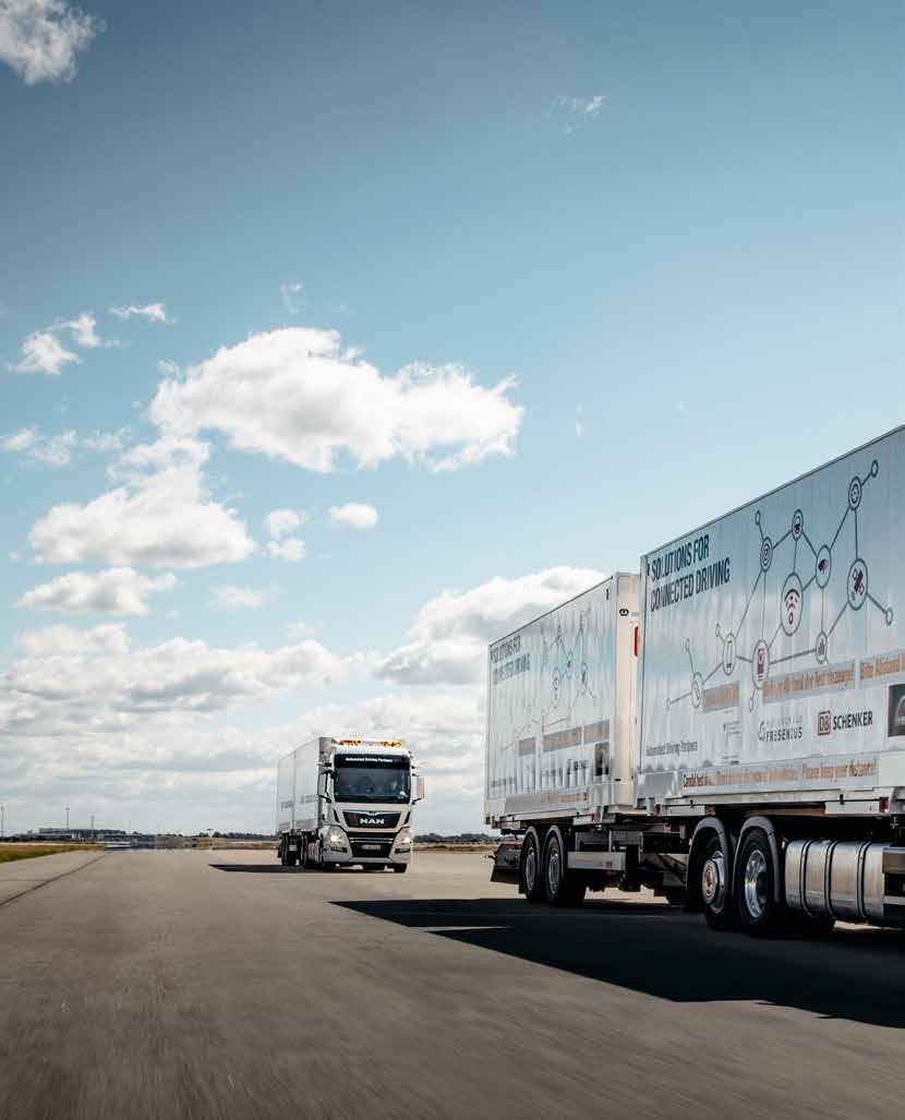#Digitalizace KONVOJOVÁ DOPRAVA S Skutečné automatizované přepravy se skutečnými řidiči: DB Schenker, MAN a Vysoká škola Fresenius zkoumaly konvojovou
