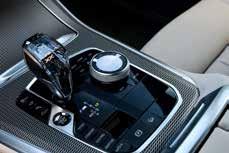 BMW digital key: Odemykání a zamykání vozu chytrým telefonem Digitální klíč BMW Digital Key využívá k odemykání a zamykání vozidla prostřednictvím chytrého telefonu technologii Near Field