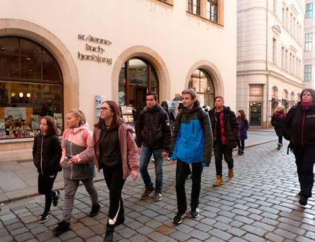 Školy únor 2020 / strana 14 Zprávy ze ZŠ Kostelní náměstí Okénko ZUŠ Letošní ročník soutěže a přehlídek žáků základních uměleckých škol byl v tomto školním roce vypsán pro následující soutěžní