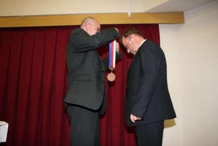 Jaroslav Výborný Ing. Antonín Diviš Jiří Winkelhöfer Mgr. Radek Mráz Obr. 1: Novým starostou MO Plzeň 1 se po komunálních volbách v roce 2010 stal Mgr.