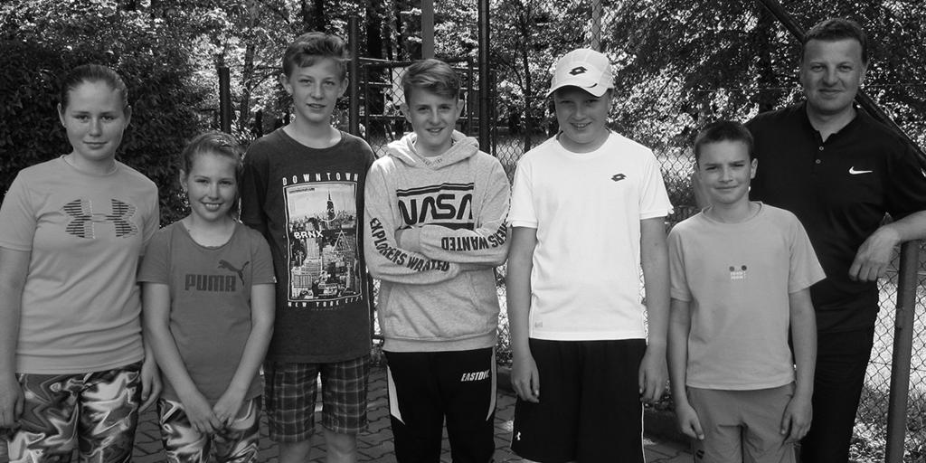 Koncem dubna 2019 byly na kurtech Tyršově ulici zahájeny soutěže družtev. Zapojilo se do nich 10 družstev šech věkových kategorií.