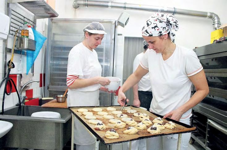 Ve spolupráci s místní školkou pořádáme 15 akcí ročně, zaměřených DĚTSKÝ KARNEVAL S MAŠINKOU Sobota 16. 3. 2019 15.30 Otevření OC sálu Pržno 16.