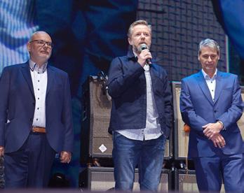 Jedná se o největší showroom motocyklů BMW ve střední Evropě. Zároveň jsme se ocitli na takřka 30násobku původních prodejů. 2019 Chystáme otevření nového showroomu v Praze.