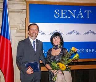 oftalmologii. Tento exkluzivní žebříček byl vydán jako speciální číslo magazínu Týden v březnu 2011. 2012 CENA VIDEOCATARATTAREFRATTIVA Video prim.