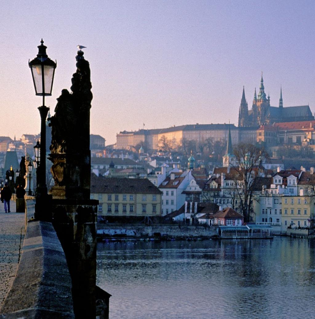 Naší filozofií je komplexnost nabídky při poskytnutí rychlé, maximálně šetrné a efektivní léčby.