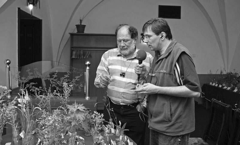 historie a osobnosti trhlých vědců nikoho nezajímá. Křepelky v polích už nevolají pět peněz, ale můžeme si je koupit mražené.