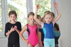 ..), informace na 776 699 651. To je asi to nejdůležitější z náročného www.gymstar.