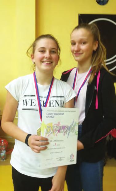 Turnaj se hraje stejným způsobem jako známější tenisový Fed Cup - na úvod dvě dvouhry, poté jedna čtyřhra a následují další dvě dvouhry.