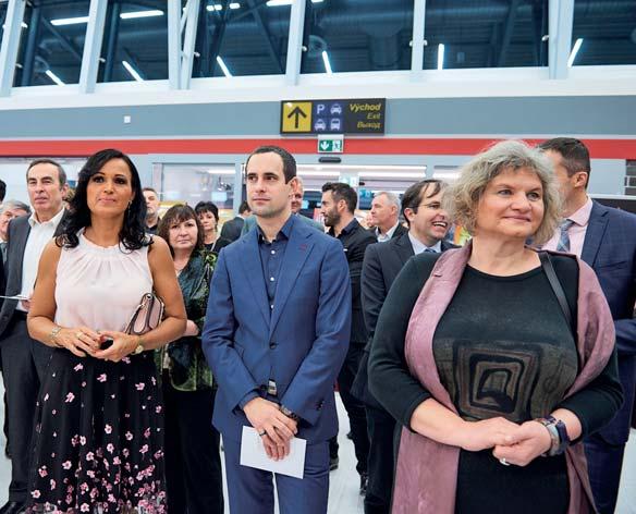 Do kanceláře ředitelky letiště by se hodil Manželé Wagnerovi