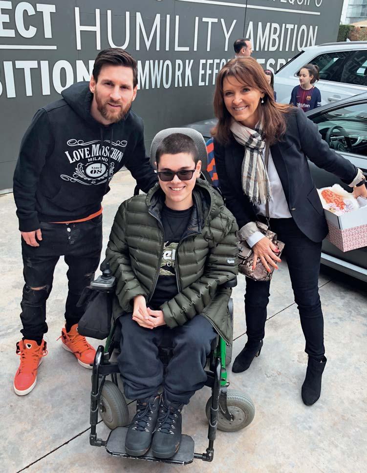 BE LEADERS Petr Karban archiv DVACET PĚT LET, DVACET ČTYŘI HODINY S Lenkou Vikovou, majitelkou společnosti Canaria Travel a spoluzakladatelkou a spolumajitelkou letecké společnosti Travel Service,