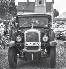 KULTURA Veterán Rallye 2019 Tradičně i v letošním roce ožilo němčické náměstí dne 22. 6. 2019 nádhernými a naleštěnými historickými veterány, ať to byly motorky nebo auta.