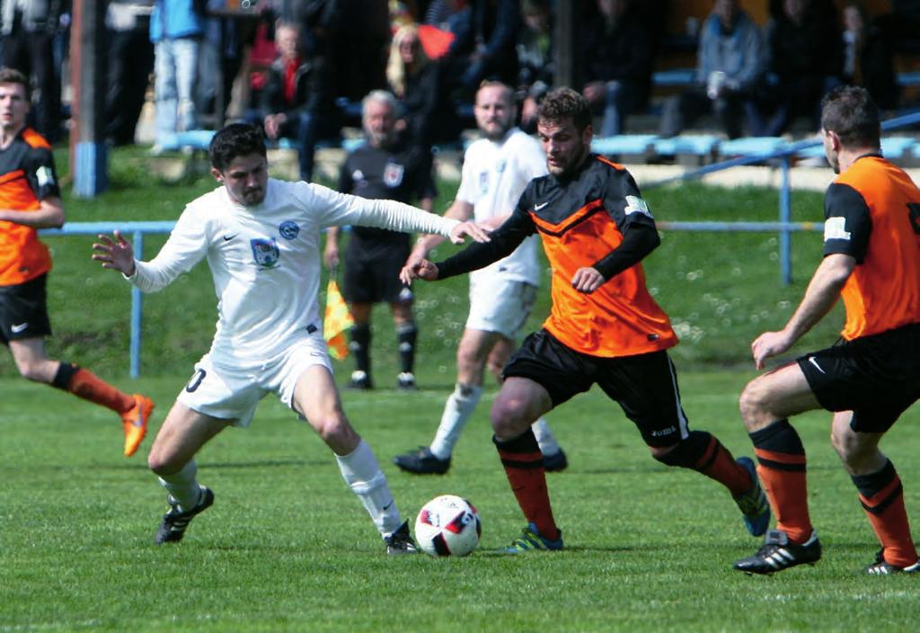 prohra 3:4 v Železném Brodě. 1:1 doma s Velkými Hamry, v Doksech prohra 2:5, a doma se Mšenem 1:3, v Bozkově 1:5. Béčko odstartovalo pouze dvanáctičlennou I.