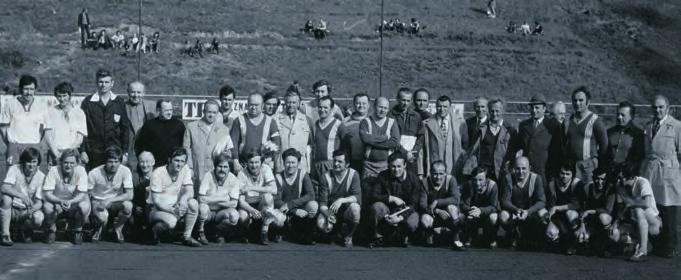 Sloučení a opět Slovanem Fotbalisté po návratu do liberecké I. B třídy v roce 1975 hráli opět pod hlavičkou Slovanu.