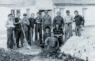 Brigáda na stavbě hasičské zbrojnice - 1984 Dobrou přípravou byla turnajová generálka v Hejnicích.