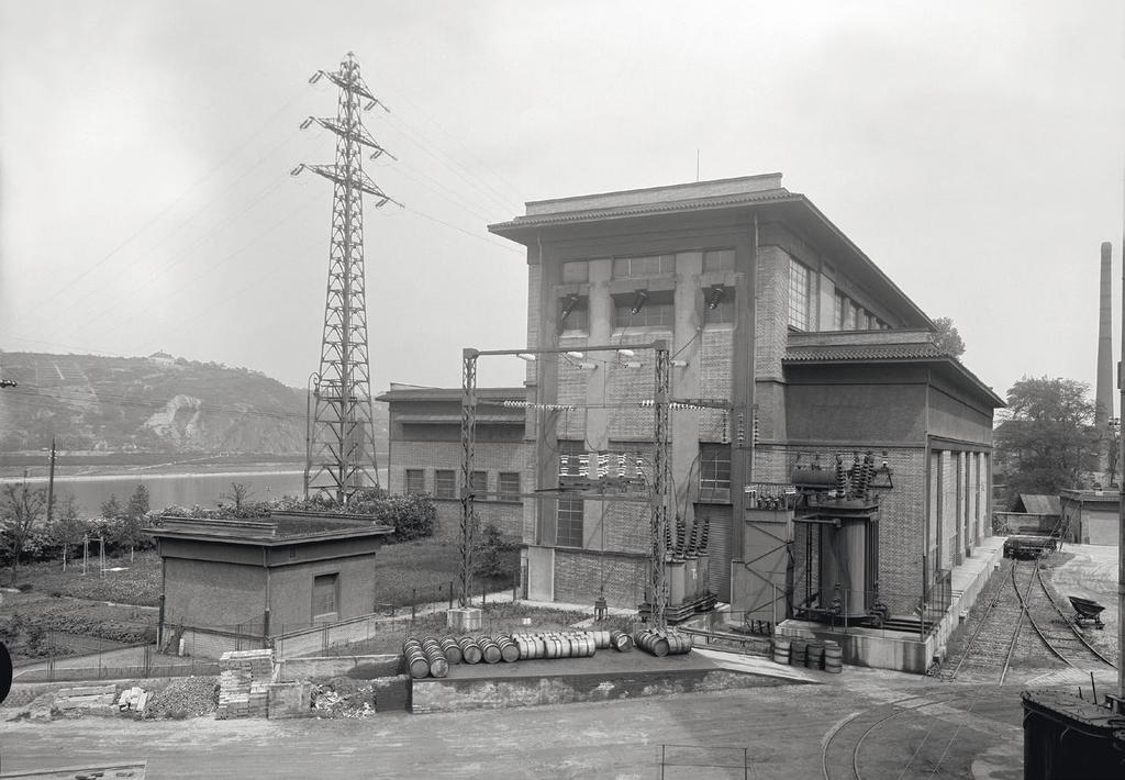 III. kapitola: 1945 1989 Transformační stanice 110/22 kv Sever v areálu holešovické