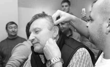 Proti nim se postavili Miroslav Králík, Zdeněk Trecha, Josef Janků, Tomáš Čaňo a Josef Uher. Za mohutného povzbuzování o celý krígl vyhrála Březová.
