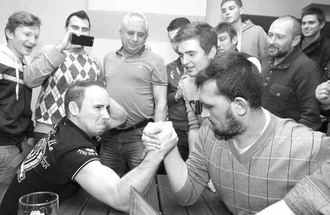 Jestliže v dřívějších pivních párty bývalo zvykem, že si z pivovaru odvezly bečku oba týmy, pro zpestření a větší bojovnost byla bečka připravena jen pro vítěze.