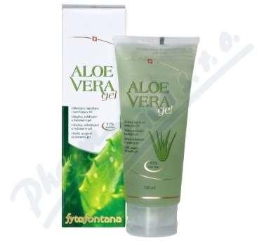 Charakteristika: Aloe je rozšířená v tropickém a subtropickém pásu, především v Africe a Středomoří. U nás volně neroste, známe ji pouze v pěstované formě. Užívaná část je list.
