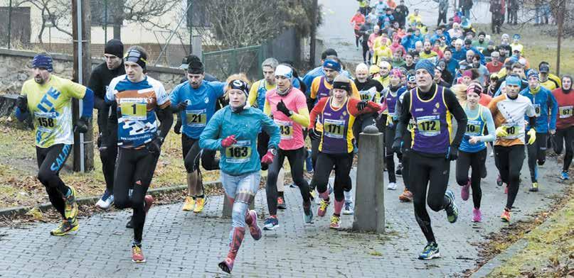 Zrcadlo, strana 12 SPORT, INZERCE V boji o hokejové play-off bylo na domácím ledě lepší Blansko REGION - Hokejová Krajská liga Jižní Moravy a Zlína pokračovala hned první lednový víkend.