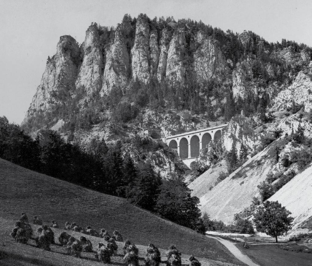 historie Semmering: ikonická trať rakouských Alp V Evropě najdeme úseky tratí, které se nesmazatelně zapsaly do historie.
