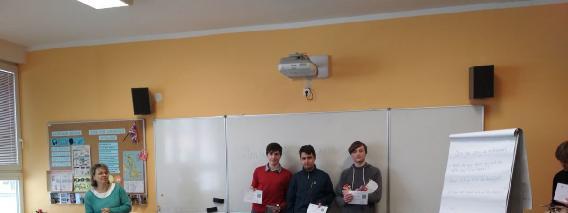 Kategorie 3. ročníků 1. místo Alexandr Kania 3D 2. místo Petr Zicha 3D 3. místo Damir Galijaševič 3E STC Microsoft Článek ze školního webu Klára se přidá do týmu STC Microsoft, 21.12.