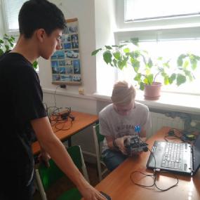 V první kategorii jsme se po mírném doladění softwaru umístili na 3.