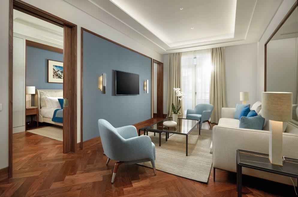 Dům u luxusního přístavu Porto Montenegro Dům s výhledem na moře v blízkosti luxusního přístavu Porto Montenegro na prodej v městě Tivat, Černá Hora.