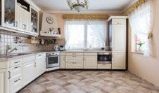 Okouzlující vila 6+kk je zasazena do překrásné zahrady s parkovou úpravou v obci Trnová.