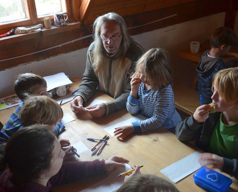 Frýdlantský mikroregion v Libereckém kraji, kde Vlkovi žijí, patří mezi oblasti s vysokou nezaměstnaností a omezenou nabídkou volných míst.